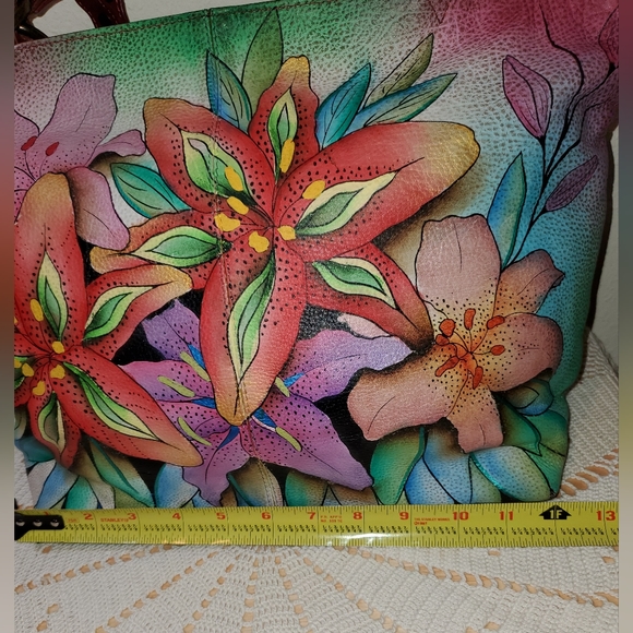 Anuschka Leather Shoulder Bag - Picture 11 of 13